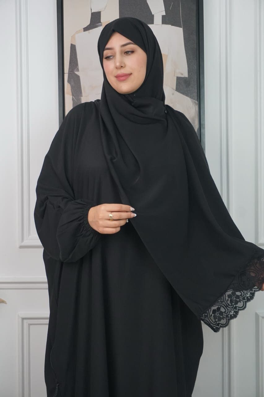 Abaya Yasmine – Crêpe Opaque, Coupe